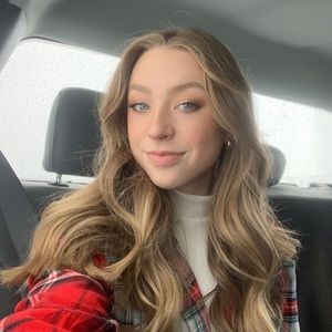 Meet your Posher, Taryn